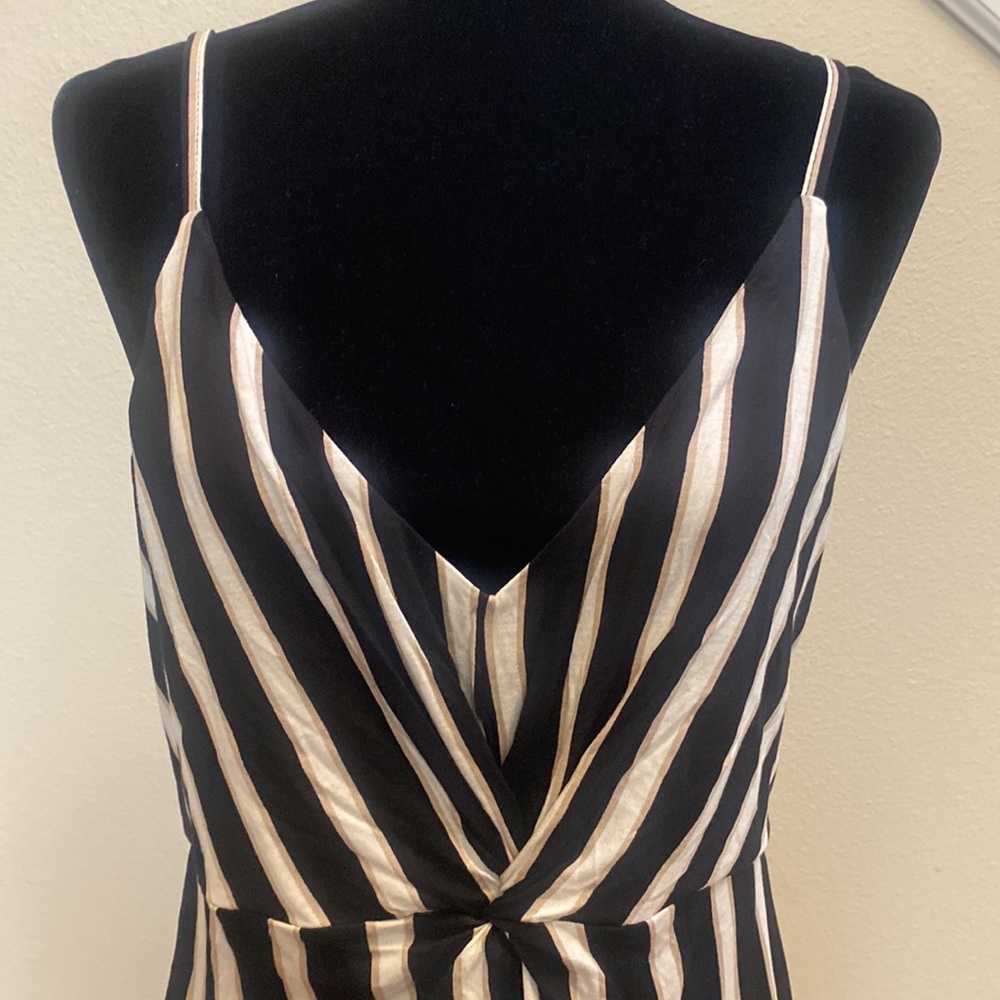 H&M Dress - Picture 3 of 9